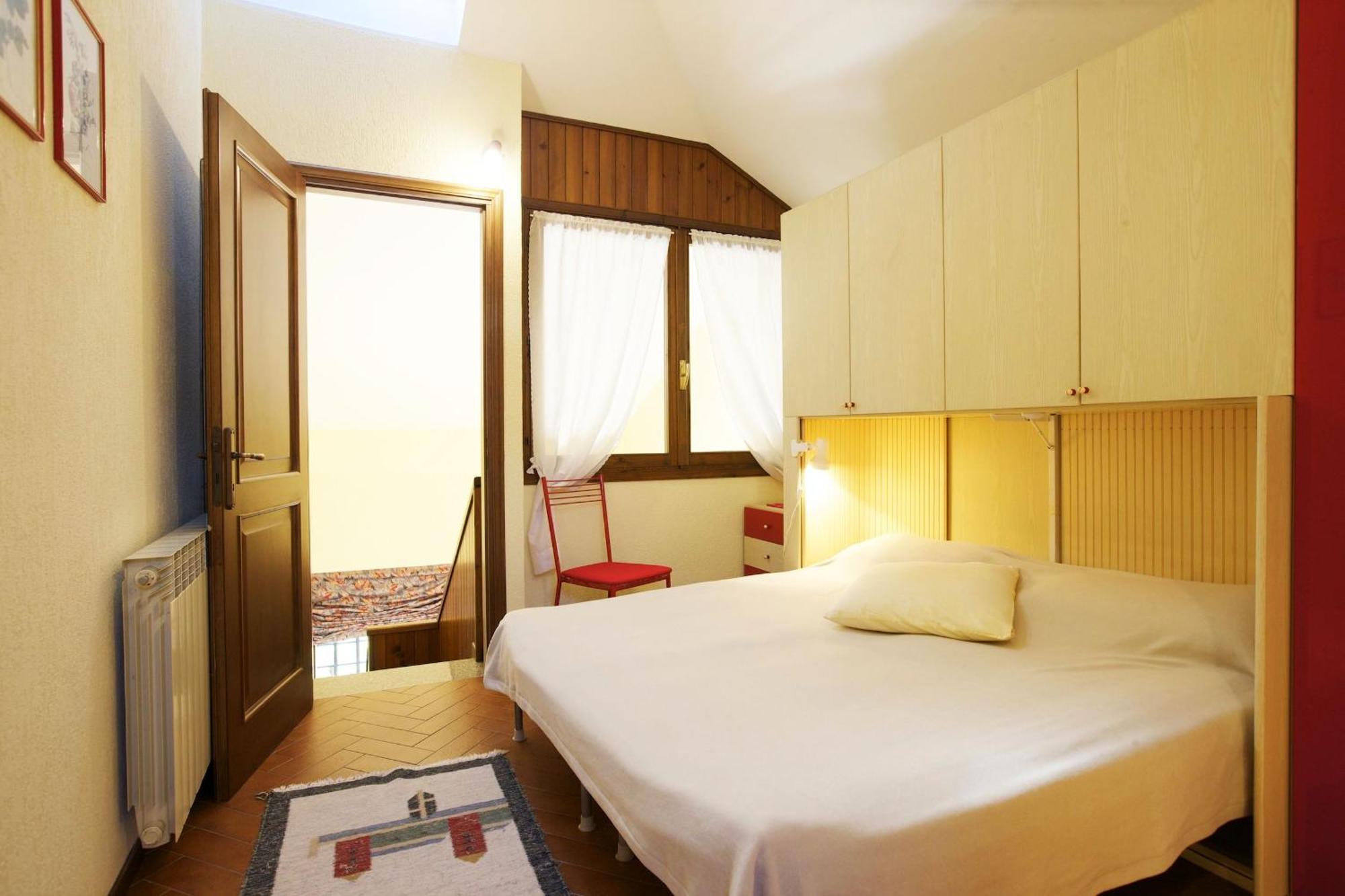 Residenz La Vela Apartman Baveno Szoba fotó