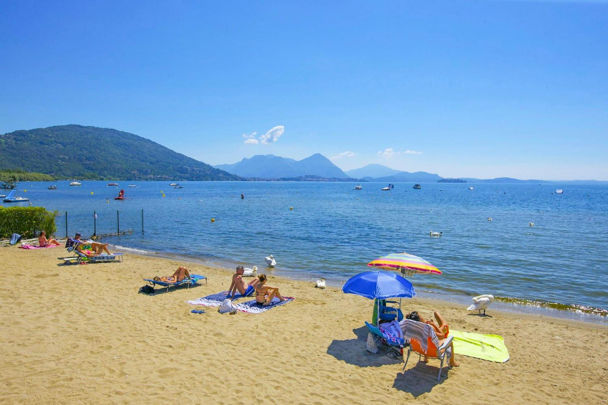 Residenz La Vela Apartman Baveno Szoba fotó