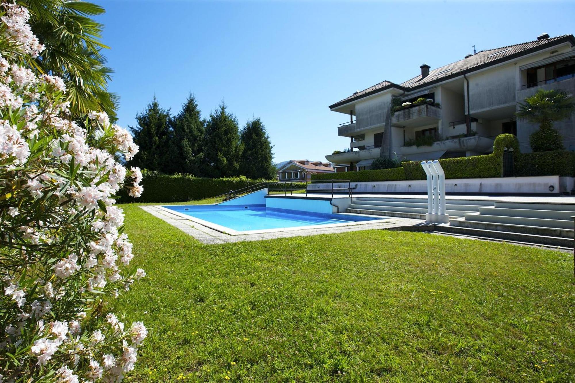 Residenz La Vela Apartman Baveno Szoba fotó